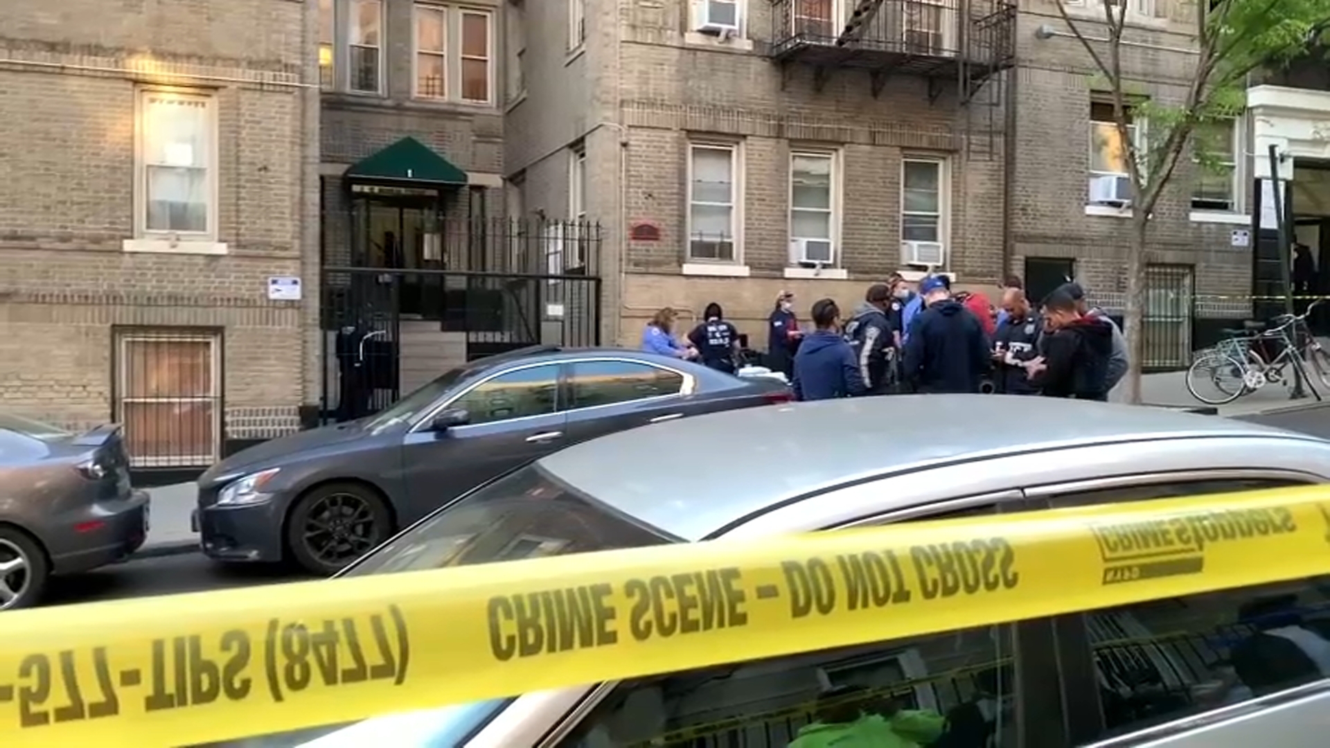 NYC Officer Kills Man Who Shot Woman And Attacked Another Man With A ...