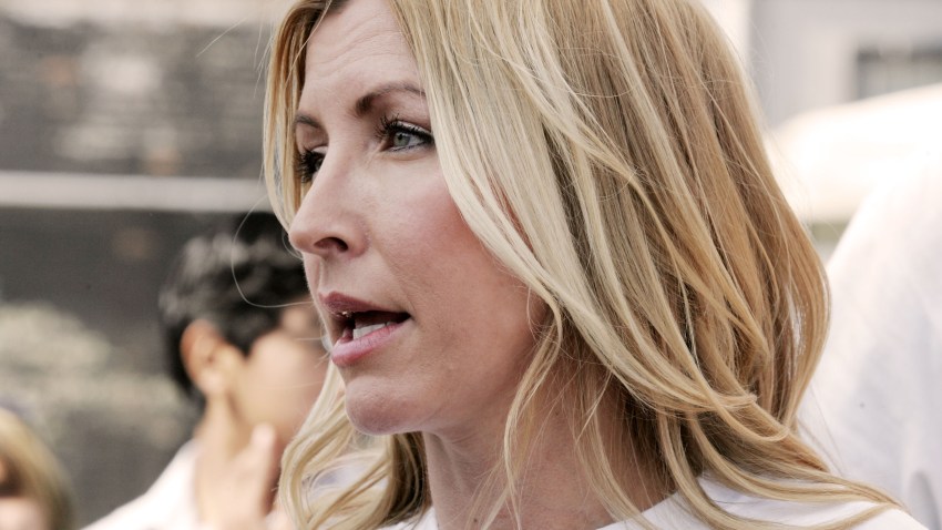 012509 Heather Mills