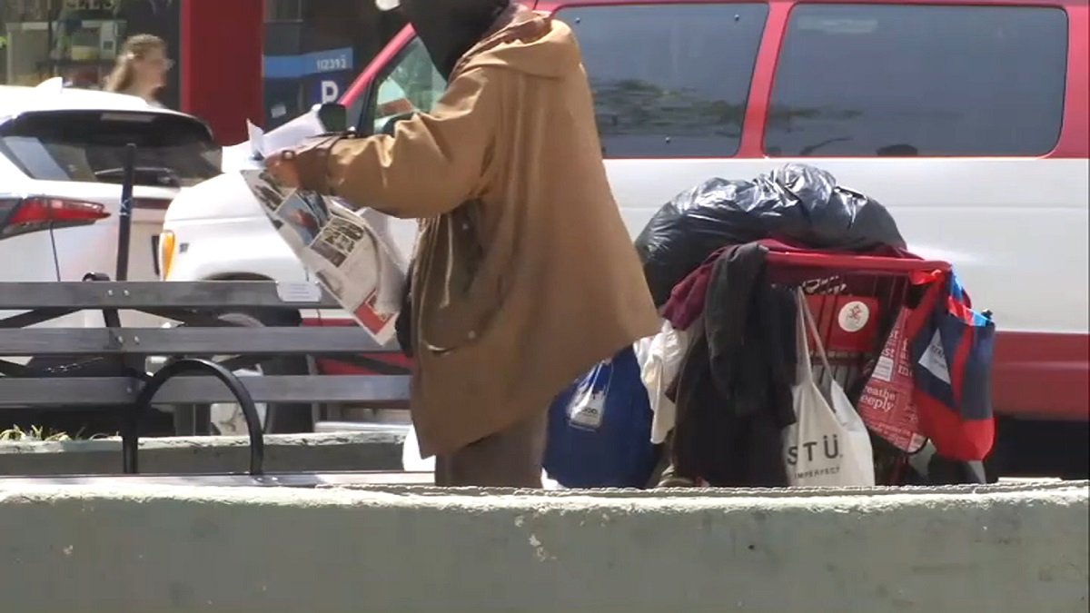 Newark Sues New York City, Mayor Bill de Blasio Over Homeless ...