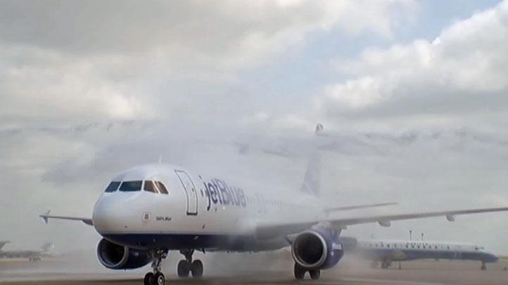 JetBlue050112_722x406_2229731108