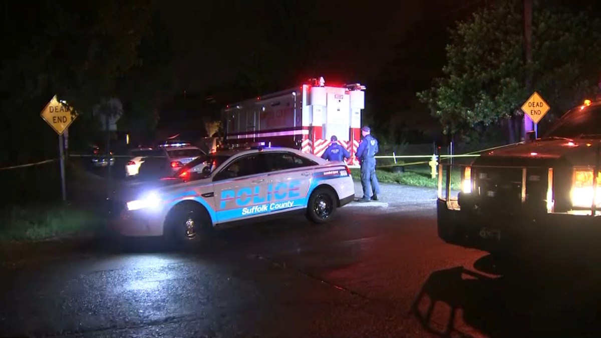 Man Woman Gunned Down On Dead End Long Island Street Police Nbc New York 