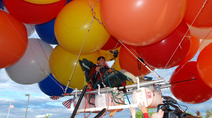 Lawn Chair Balloonist