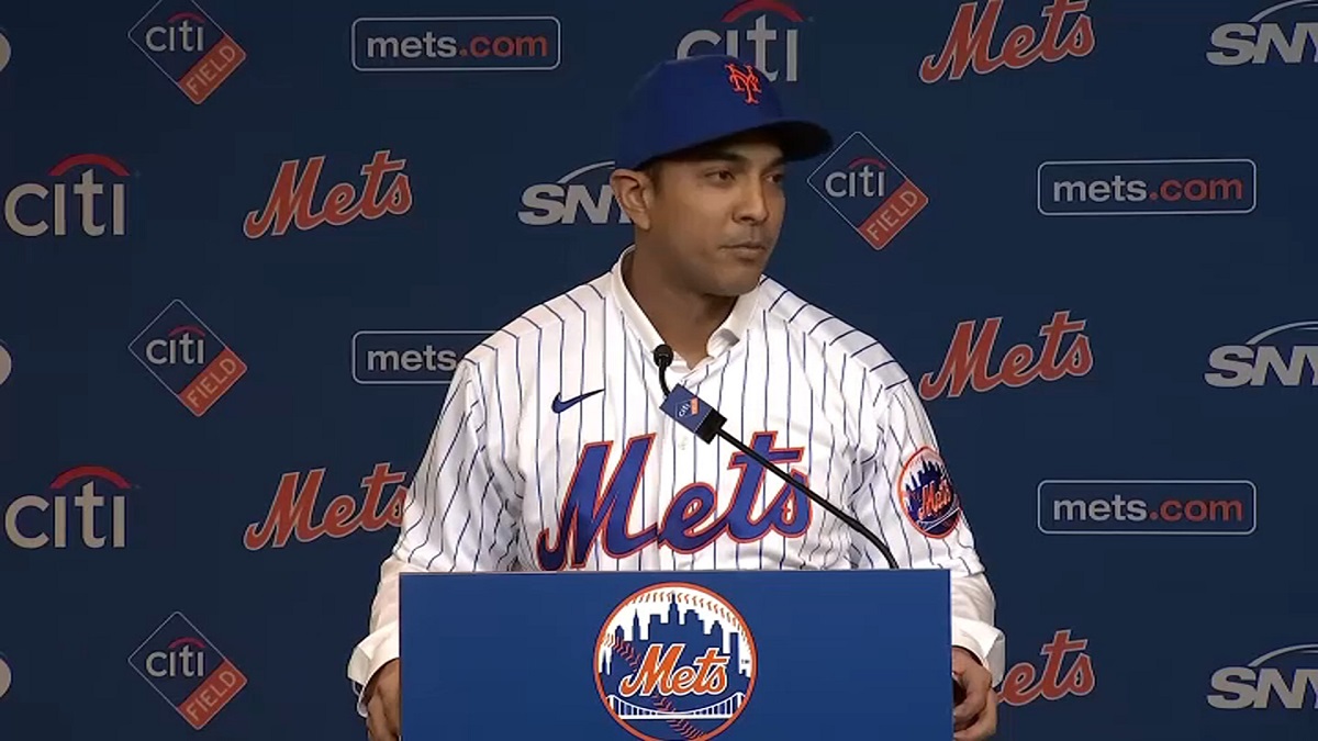 NY Mets introduce Luis Rojas as new manager