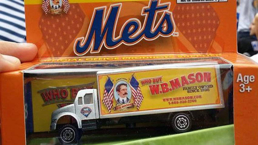 Mets-Truck-Wrong-Logo