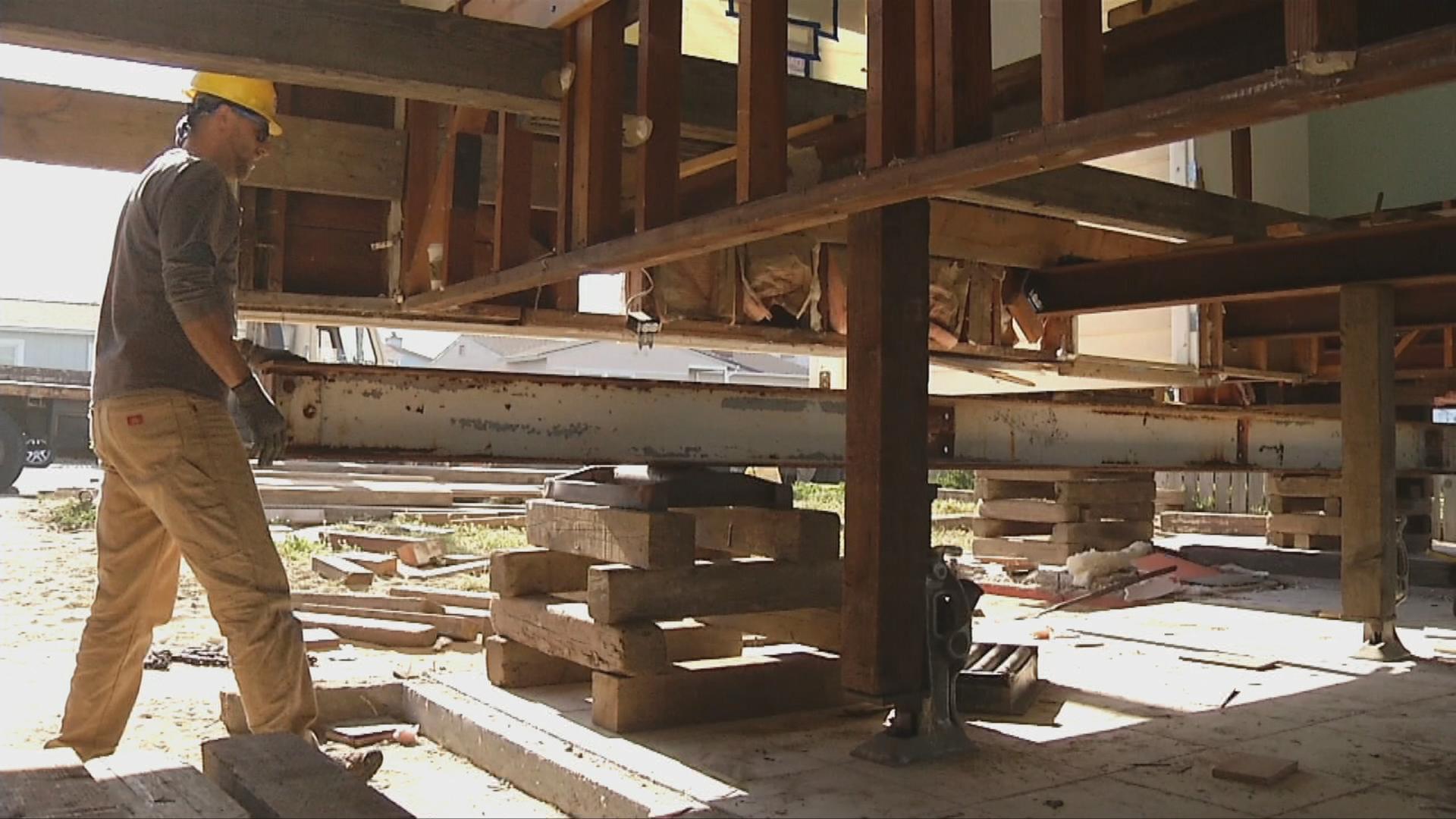 Here’s How Long Coronavirus Lasts on Surfaces and in the Air. But Does