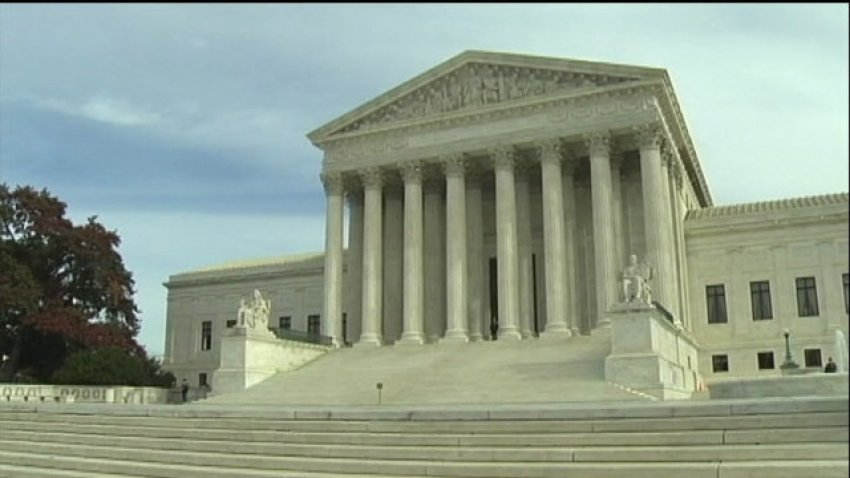 Supreme Court lifts order blocking deportations under ‘Alien Enemies Act'