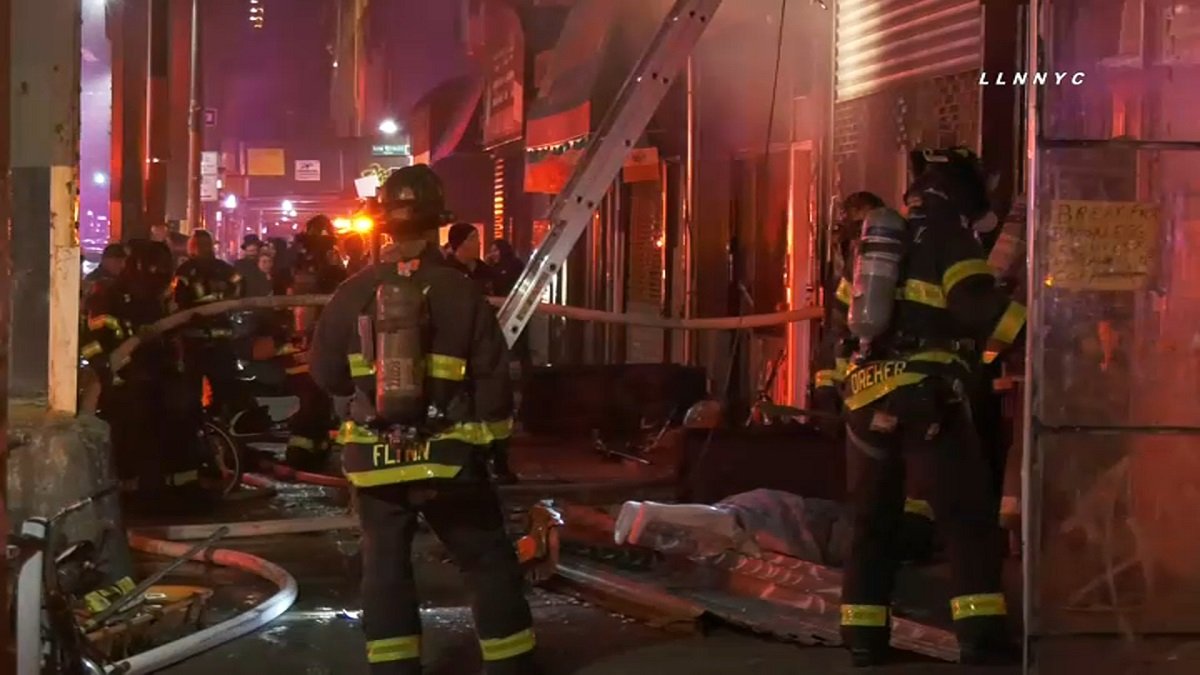 8 Hurt in Fast-Moving Early Morning Borough Park Fire – NBC New York