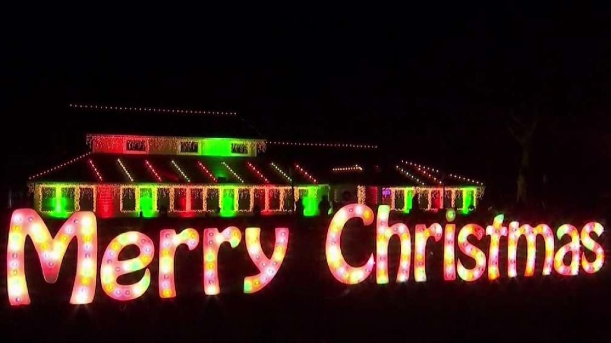 New Jersey Holiday Light Show Back in Business NBC New York