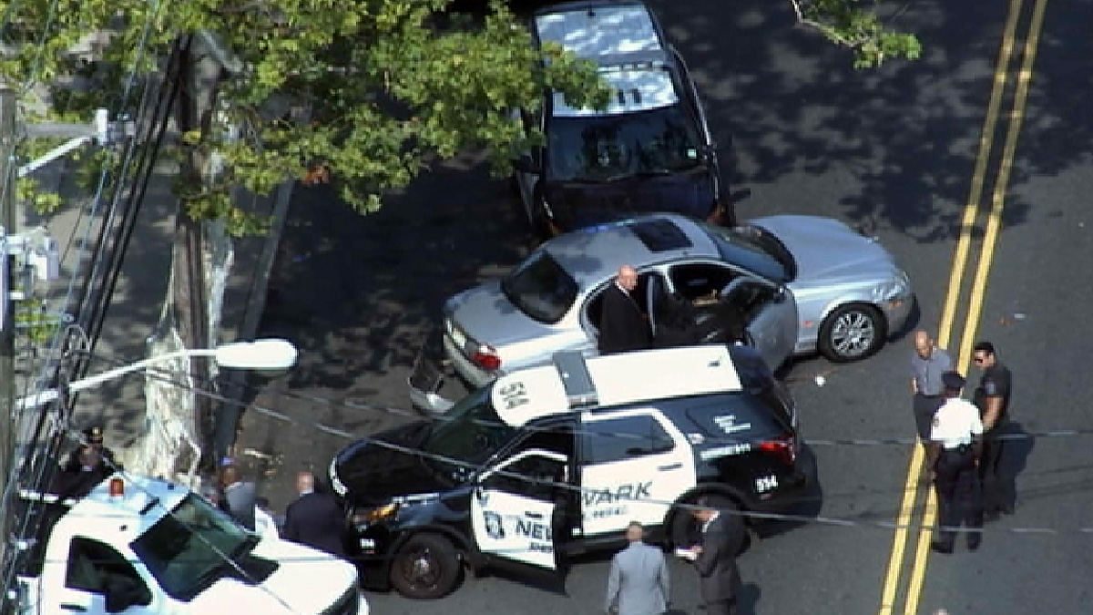 1 Suspect Dead 5 Arrested After Nj Carjacking Police Chase Authorities Nbc New York 5699