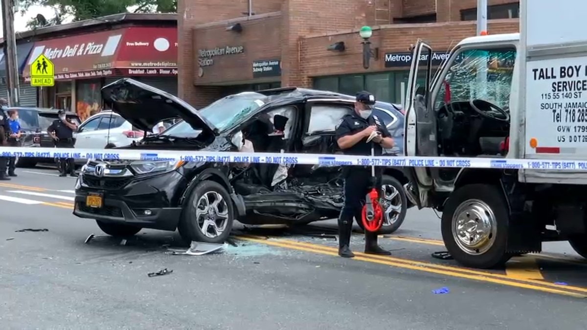 Driver Killed After Box Truck Thief Goes on Wild NYC Rampage: Cops ...