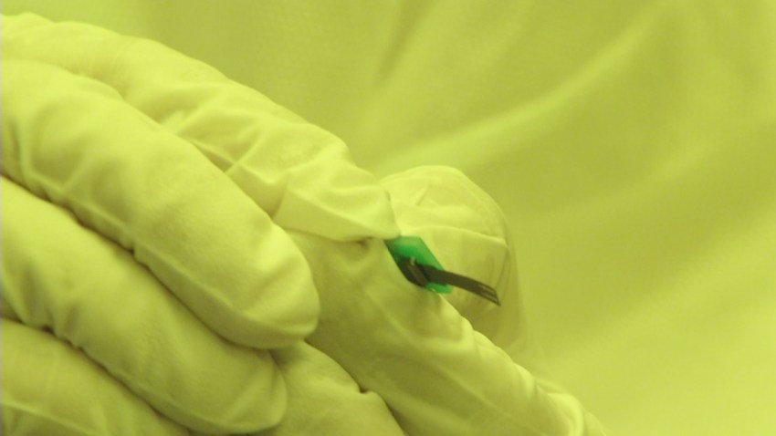 SDSU Center for Sensorimotor Neural Engineering Chip Lab 1026 2015