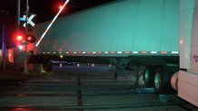 SPEC TRUCK STUCK ON LIRR TRACKS 013017 Stringer News - 00012600 copy