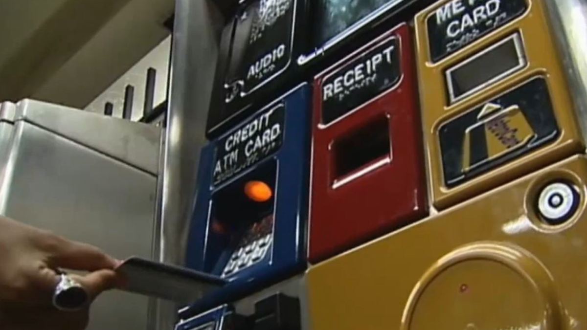 PATH, MetroCard Machines Accepting Cards Again After Brief Outage NBC