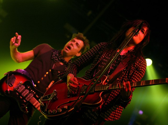 APR 15: The Kills