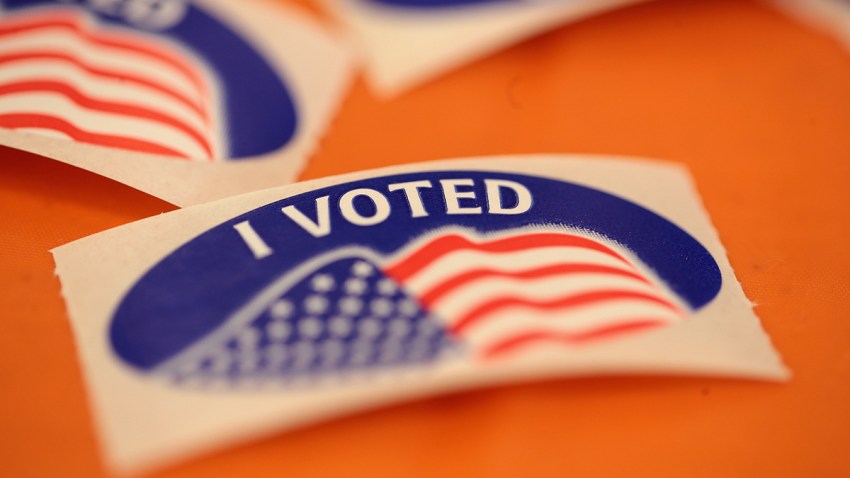 775209847SO00010_Voters_Go_