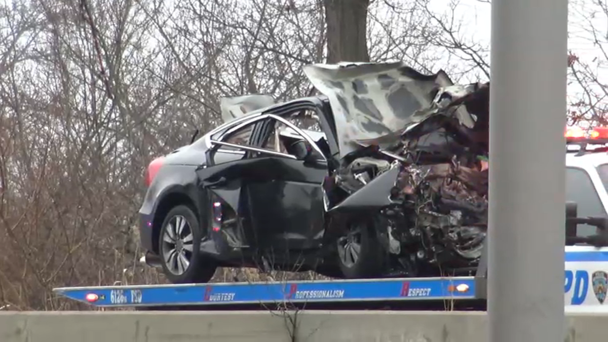 Man crossing Grand Central Parkway fatally struck by multiple vehicles