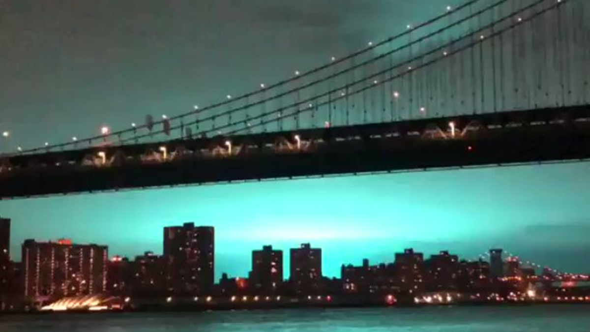 Night sky over New York turns blue after electrical fault at Queens Con  Edison power plant causes 'arc flash