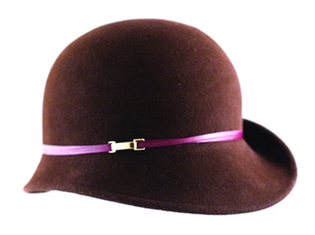banu-hat-still-life