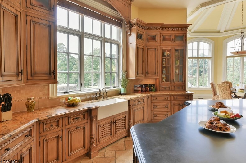 See Inside Mary J Blige S Stunning 8 8 Million New Jersey Estate