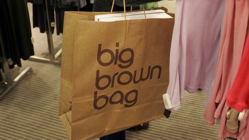 Bloomingdale’s Customer Walks Off With Free Diamond Earrings, Louis Vuitton Bag After Glitch ...