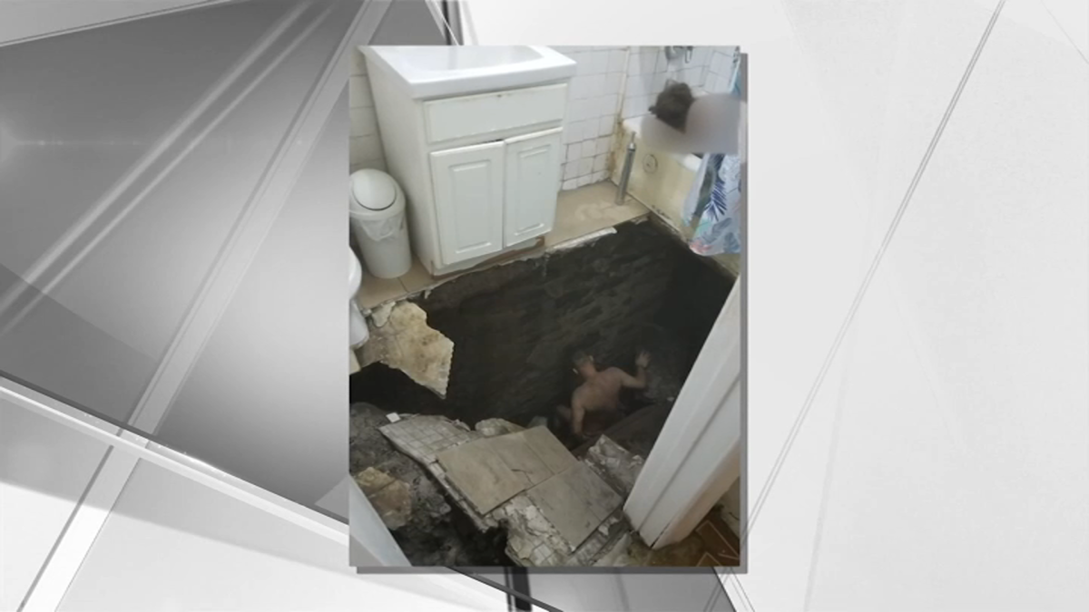 Bronx Bathroom Floor Collapse Injures Father As Daughter Watches Bronx Bathroom Floor Collapse Injures