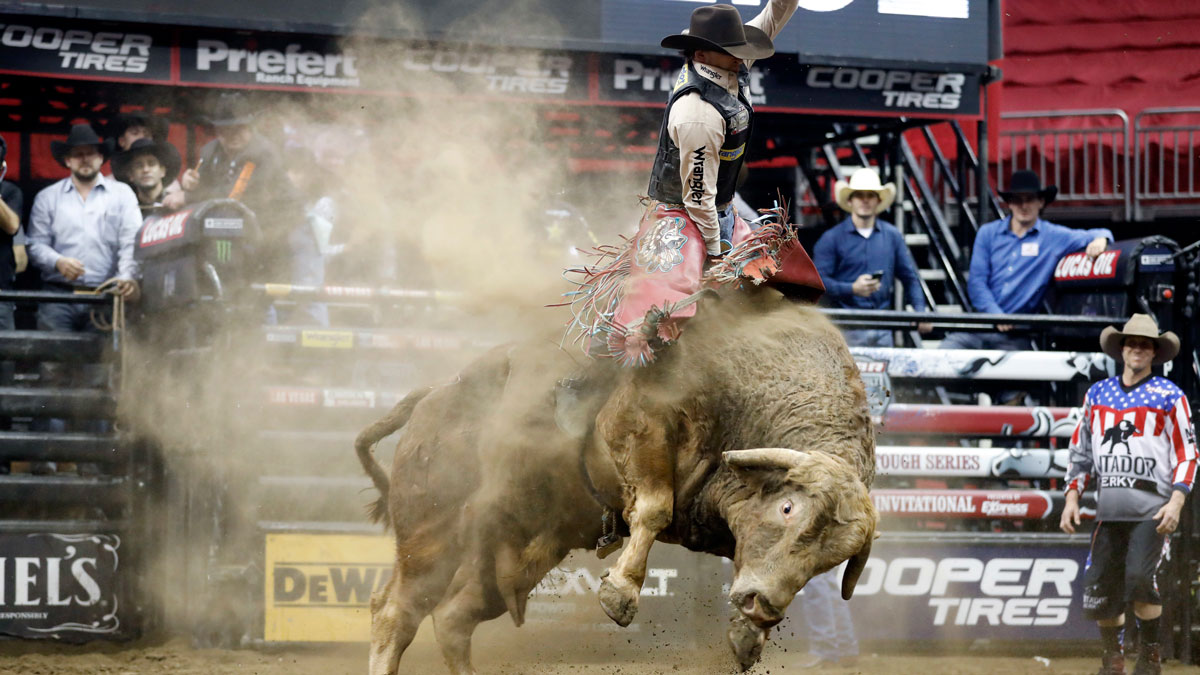 Bull Rider Dies After Being Stomped In Denver Competition – NBC New York