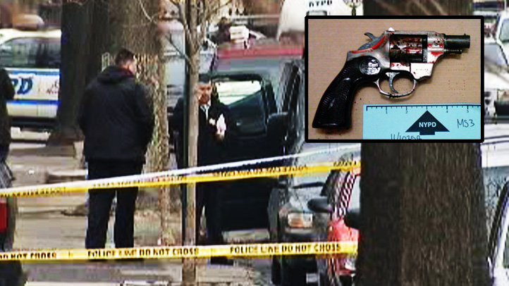 Carjacking Suspect Shot Killed By Off Duty Cop In Brooklyn Nbc New York