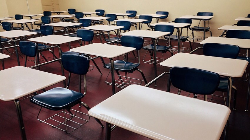 chairs-classroom-college-289740 resized