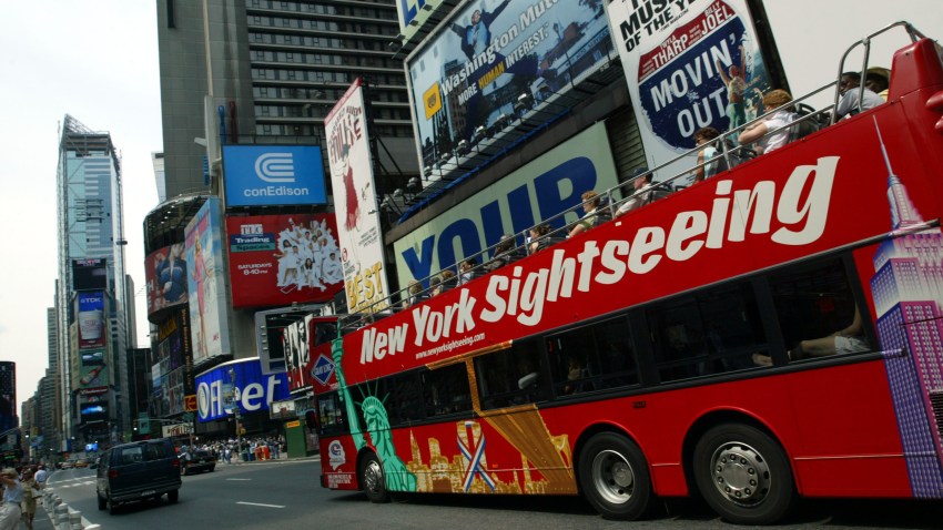 111708 Gray Line Bus in Manhattan