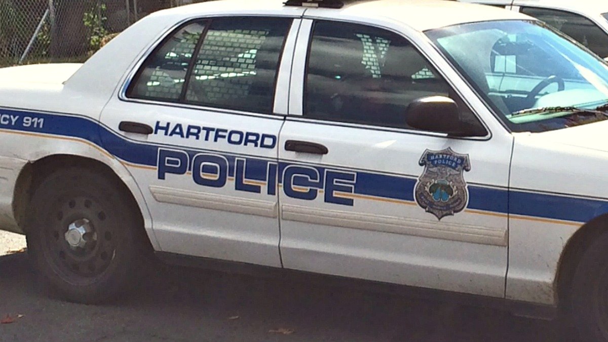 Woman in wheelchair fatally struck by car in Hartford, Conn. – NBC New York