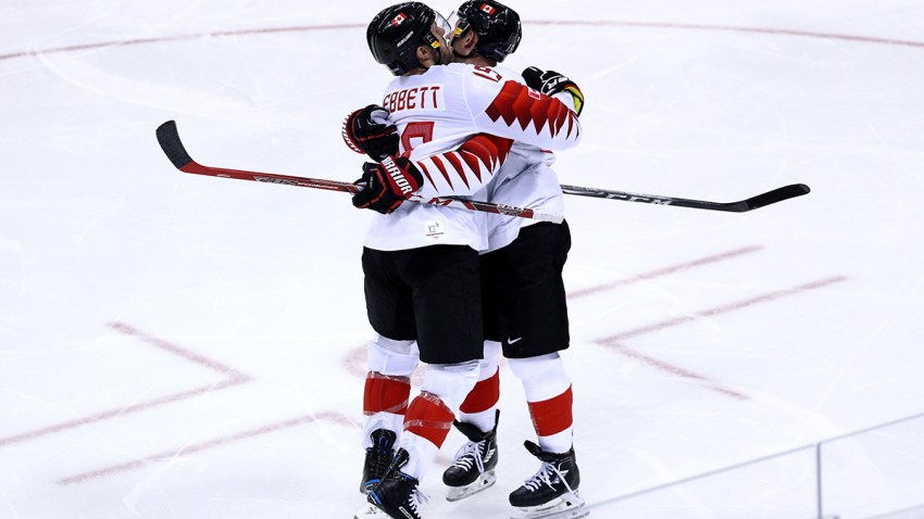 775095613ML00098_Ice_Hockey