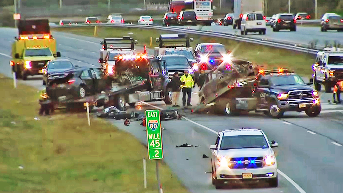 3 Dead In Violent Multi Vehicle Crash Caused By Wrong Way Driver On New Jersey Highway Sources 9871