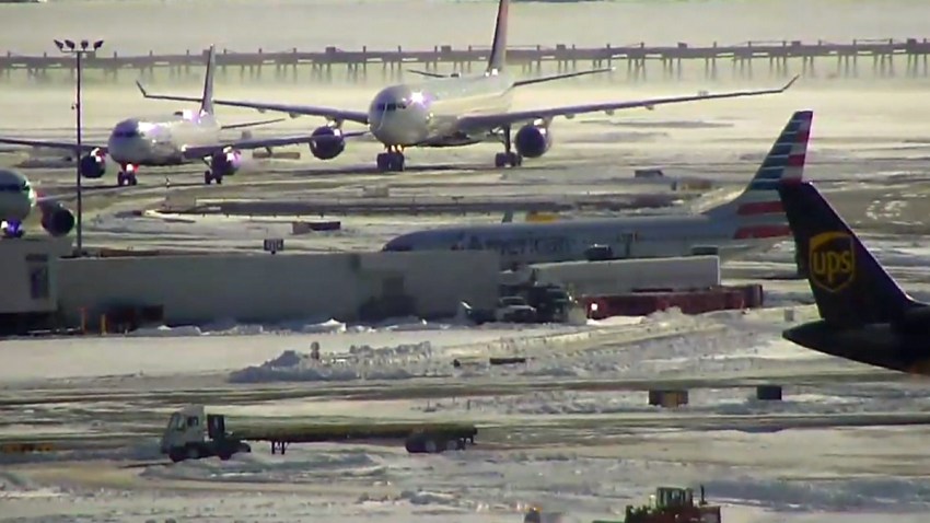 American Airlines Flight Returns to JFK After Crew Reports ‘Emergency ...