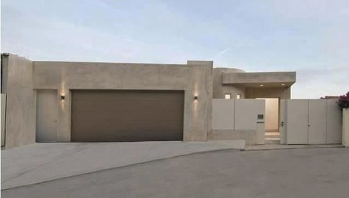 kanyebachelorpad