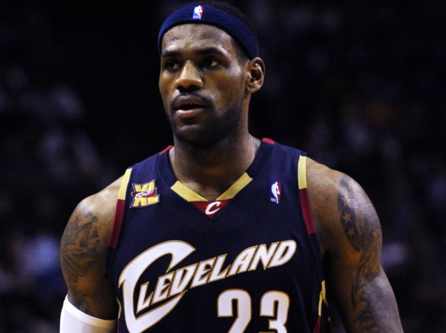 LeBron Could be the Answer to Multiple New York Sports Problems – NBC ...