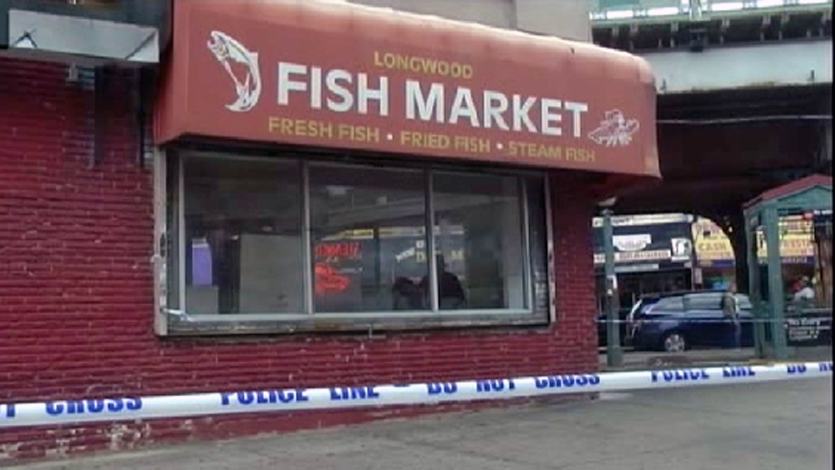 Man Shot inside Fish Market in Bronx NYPD NBC New York