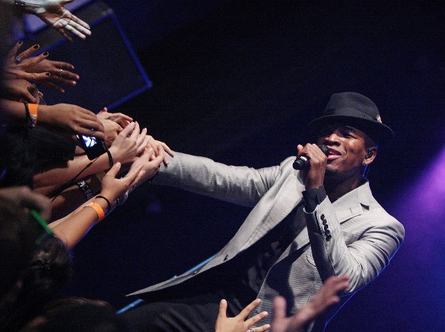 ne-yo rock time square