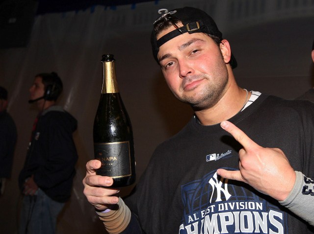 nick-swisher-salute