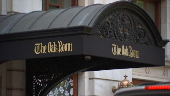 Nyc Landmark Oak Room Shuts Doors Nbc New York