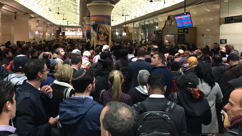 penn station crowd 2
