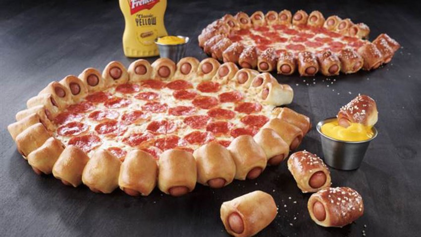 pizzahut-hotdogpizza-today-150610_bf254d3344c1083af4ef19f40db60ad1.today-inline-large