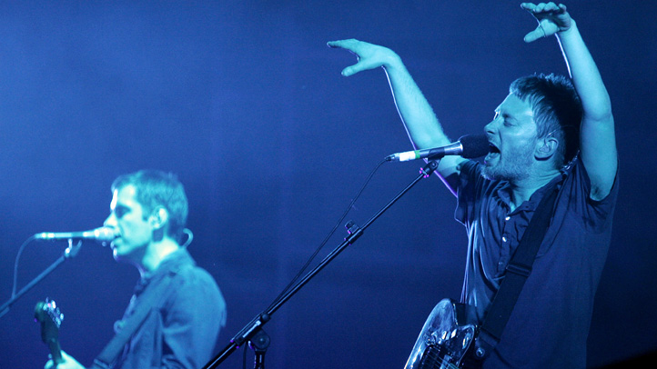 radiohead-performing