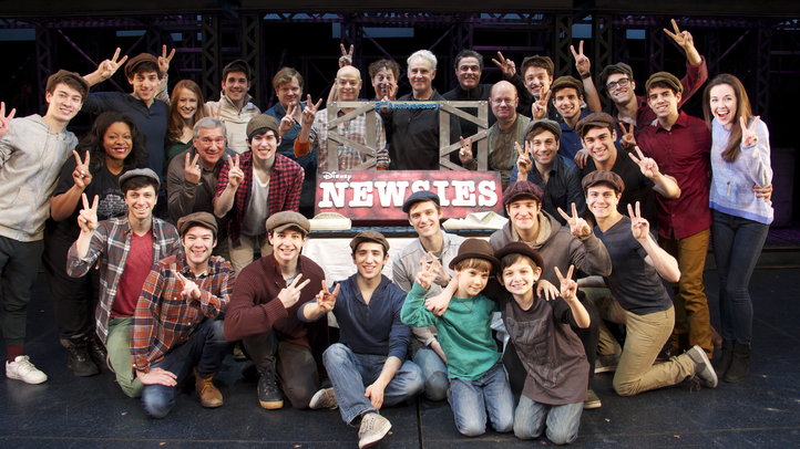 rsz_newsies_second_anniversary_cast_photo_by_greg_josken