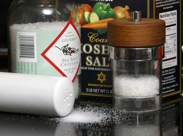 DIET TOO MUCH SALT