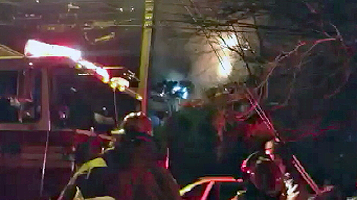 7 Firefighters Injured in Staten Island House Fire – NBC New York