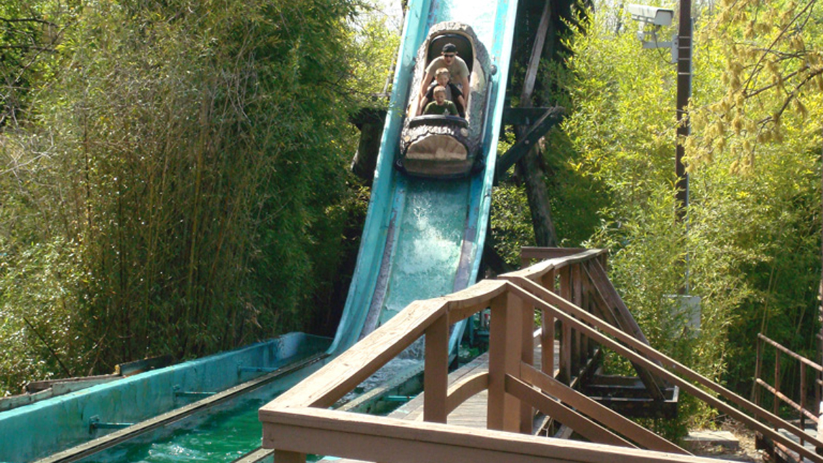 log flume ride in six flags