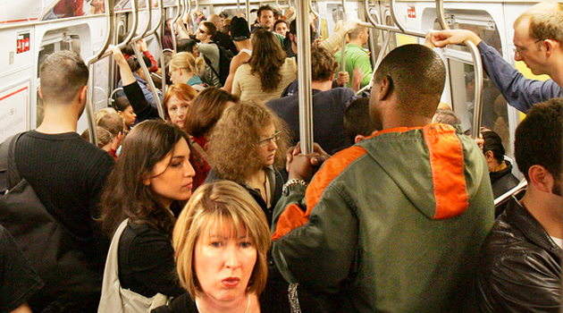 subwaycrowdB