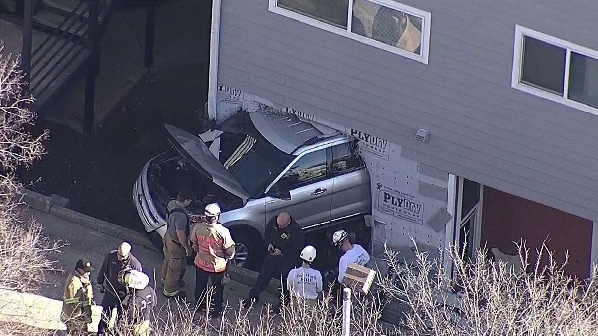 Woman Killed When SUV Slams Into Texas Apartment – NBC New York