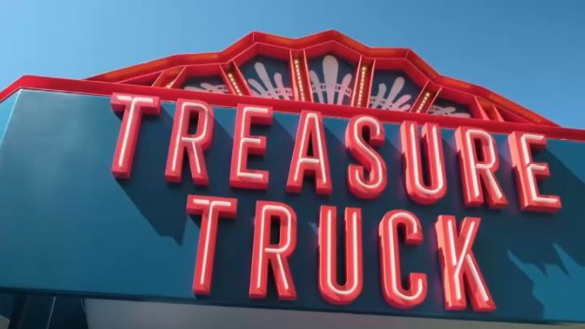 Amazon Treasure Truck Comes To NYC NBC New York