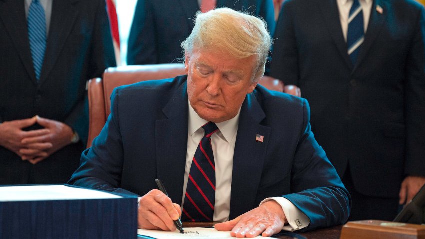 Trump Signs $2.2T Coronavirus Relief Bill